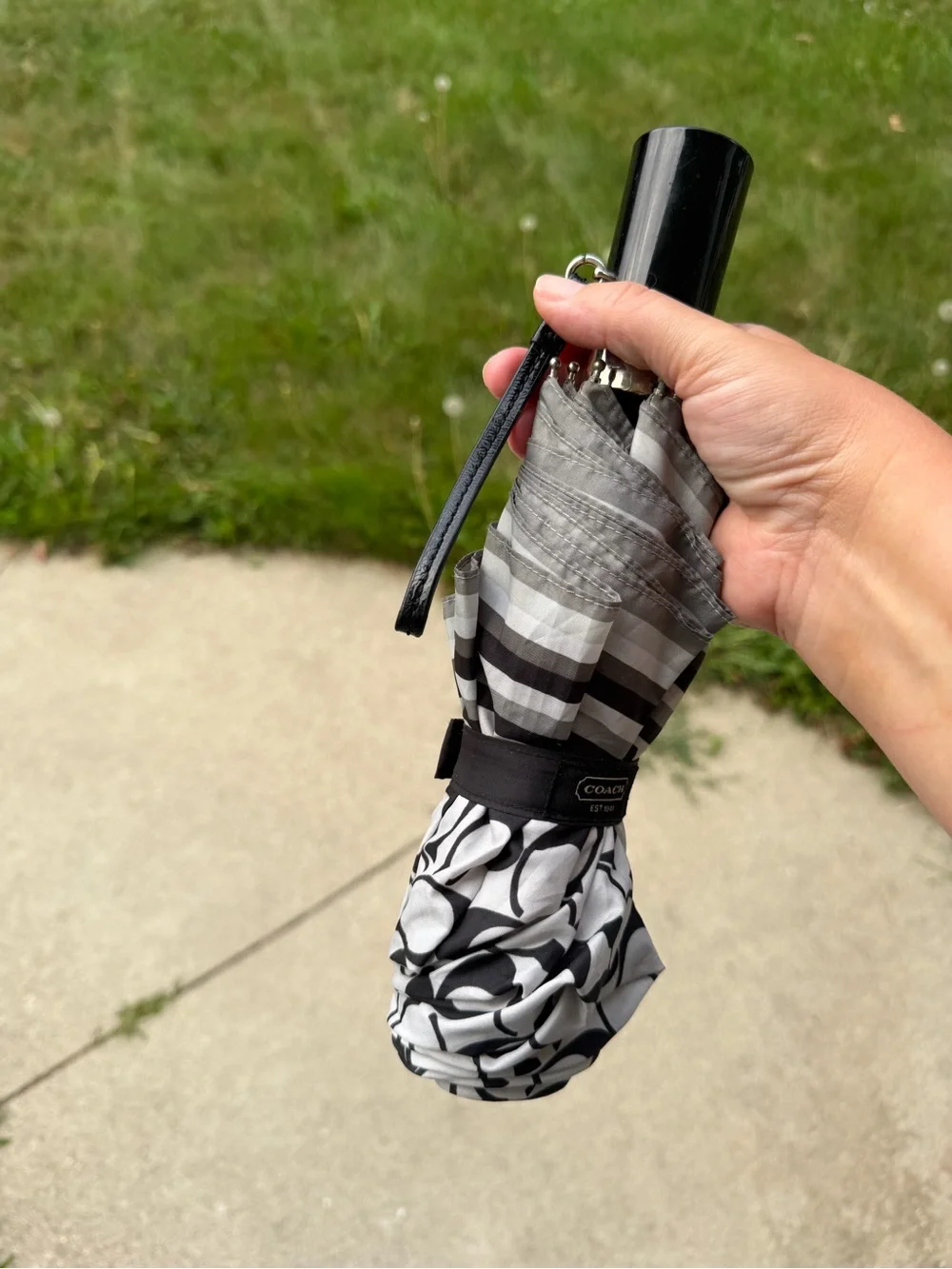 Coach Black & White Signature Foldable Umbrella